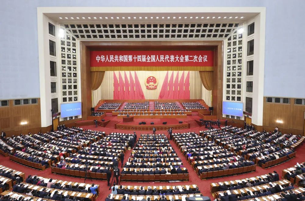 3月5日,李強總理向十四屆全國人大二次會議作政府工作報告