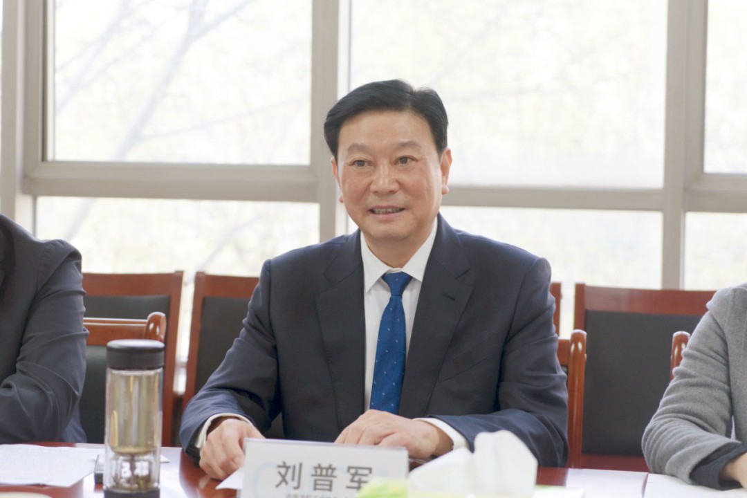 中國(guó)涂料工業(yè)協(xié)會(huì)會(huì)長(zhǎng)劉普軍